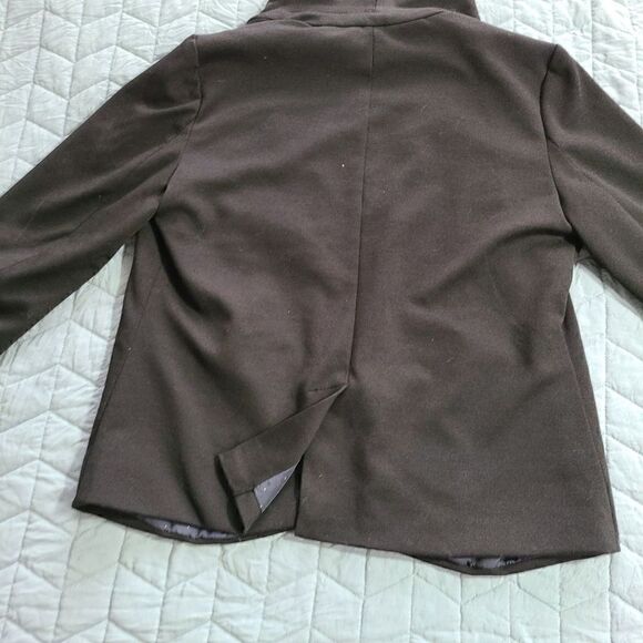 Elle 3/4 sleeve blazer  - Picture 7 of 7